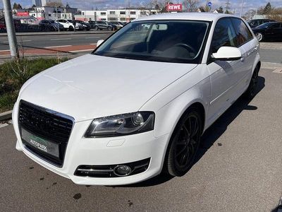 Gebraucht Audi A3 Attraction 125 PS (91 kW) 2010 Weiß Kleinwagen