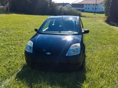 Gebraucht Ford Fiesta 60 PS (44 kW) 2003 Blau Kleinwagen