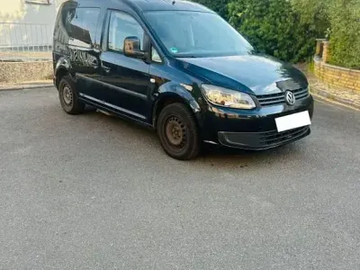 Gebraucht VW Caddy 102 PS (75 kW) 2016 Schwarz Van / Kleinbus