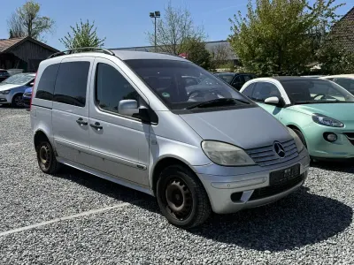 Gebraucht Mercedes Vaneo 125 PS (91 kW) 2002 Brillantsilber metallic Van / Kleinbus