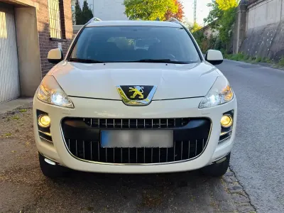 Gebraucht Peugeot 4007 156 PS (114 kW) 2009 Weiß SUV