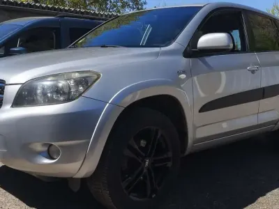 Gebraucht Toyota RAV4 Executive 177 PS (130 kW) 2007 Silber SUV