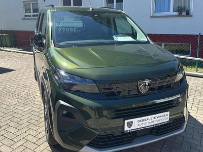 Gebraucht Peugeot Rifter GT 131 PS (96 kW) 2024 Grün Van / Kleinbus