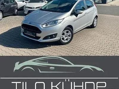 Second-hand Ford Fiesta Celebration 101 CP (74 kW) 2017 Argintiu Hatchback