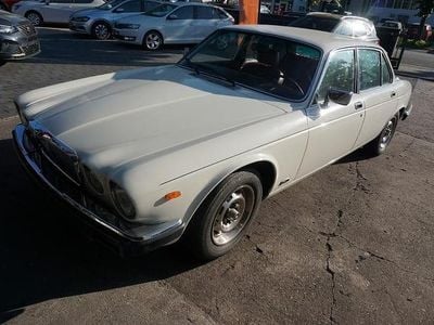 Weiß Gebraucht 1982 Jaguar XJ Limousine | 7.999 €