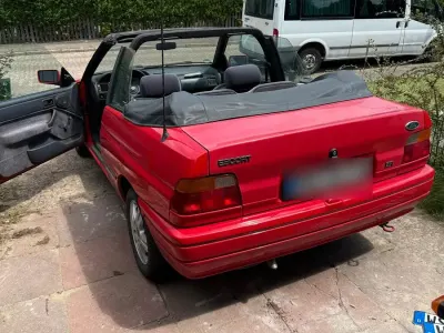 Gebraucht Ford Escort Cabriolet 105 PS (77 kW) 1990 Rot Cabrio