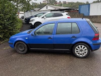 Gebraucht VW Golf IV 90 PS (66 kW) 2000 Blau Limousine