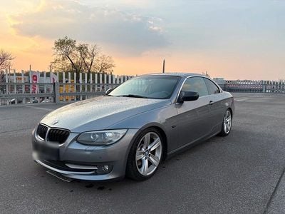 Gebraucht BMW 325 Cabriolet 204 PS (150 kW) 2010 Grau Cabrio