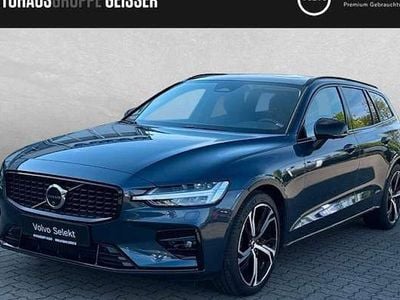 Second-hand Volvo V60 Plus 197 CP (144 kW) 2025 Albastru Break