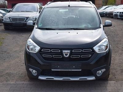 Usata Dacia Lodgy Stepway 109 CV (80 kW) 2018 Nero Monovolume