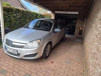 Gebraucht Opel Astra 110 PS (80 kW) 2008 Silber Kombi