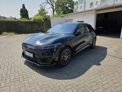 Gebraucht Ford Mustang Mach-E GT 358 kW (487 PS) 2022 Schwarz SUV