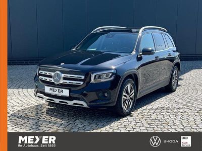 Mercedes GLB220