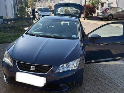 Usado Seat Leon SC Style 110 HP (80 kW) 2017 Azul Citadino