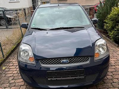Gebraucht Ford Fiesta 80 PS (58 kW) 2008 Blau Kleinwagen