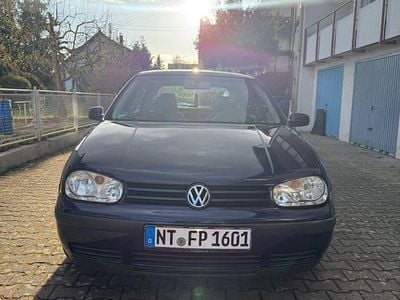 Second-hand VW Golf IV Ocean 75 CP (55 kW) 2003 Albastru Berlinǎ