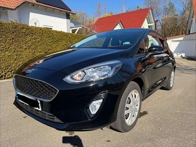 Gebraucht Ford Fiesta Cool & Connect 71 PS (52 kW) 2019 Schwarz Kleinwagen