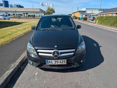 Usata Mercedes B180 109 CV (80 kW) 2013 Nero Monovolume