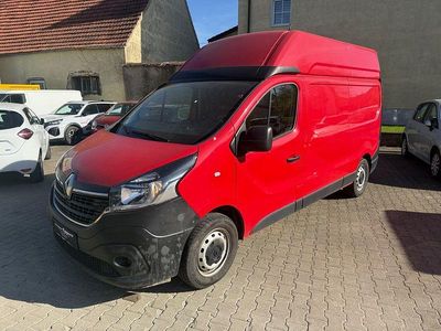 Usata Renault Trafic Komfort 145 CV (106 kW) 2021 Rosso Monovolume