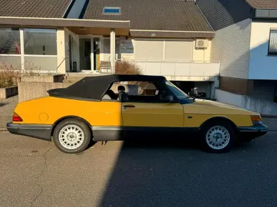 Usata Saab 900 Cabriolet 175 CV (128 kW) 1988 Giallo Cabrio