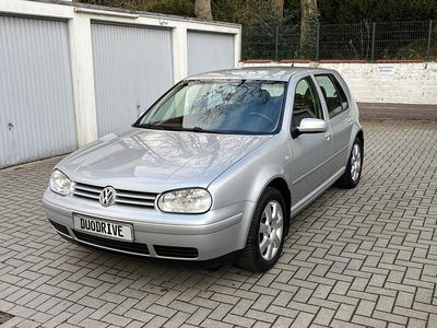 Usata VW Golf IV Pacific 105 CV (77 kW) 2003 Argento Berlina