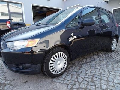 Gebraucht Mitsubishi Colt Inform 75 PS (55 kW) 2010 Schwarz Kleinwagen
