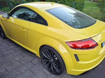 Gebraucht Audi TT S-Line 197 PS (144 kW) 2023 Gelb Coupé