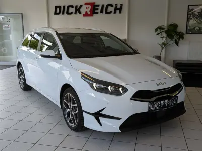 Gebraucht Kia Ceed Sportswagon 140 PS (102 kW) 2025 (hw2) deluxeweiss met. Kombi