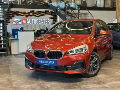 Gebraucht BMW 225 Active Tourer Sport Line 224 PS (164 kW) 2019 Orange Van / Kleinbus