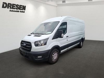 Weiss Gebraucht 2023 Ford Transit Trend Van | 30.990 € (Guter Preis)