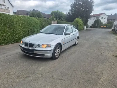 Gebraucht BMW 316 116 PS (85 kW) 2002 Silber Limousine