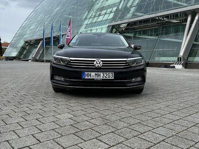 Gebraucht VW Passat Highline 150 PS (110 kW) 2018 Schwarz Kombi