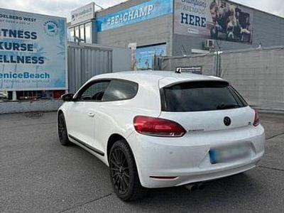 Gebraucht VW Scirocco 160 PS (117 kW) 2009 Weiß Coupé