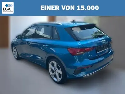 Gebraucht Audi A3 Advanced 116 PS (85 kW) 2021 Blau metallic Limousine