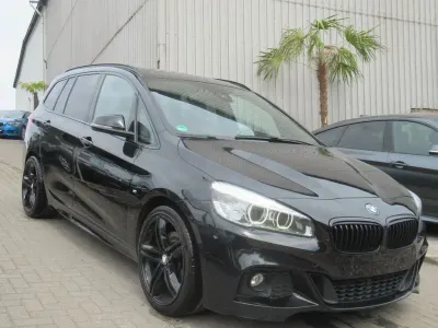 Gebraucht BMW 220 Gran Tourer M Sport 190 PS (139 kW) 2017 Schwarz Van / Kleinbus