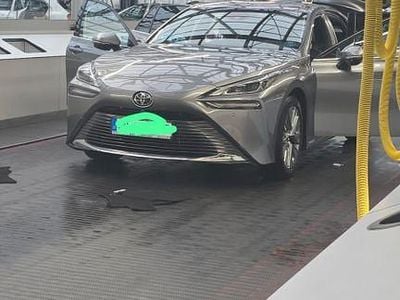 Gebraucht Toyota Mirai Executive 182 PS (133 kW) 2023 Silber Limousine