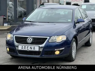 Gebraucht VW Passat Comfortline 140 PS (102 kW) 2007 Blau Limousine
