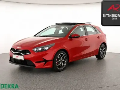 Gebraucht Kia Ceed Spirit 160 PS (117 kW) 2023 Infrarot Kleinwagen