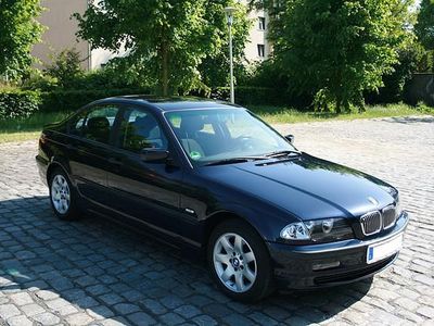 Blau metallic Gebraucht 1999 BMW 316 Limousine | 4.000 €