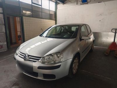 Occasion VW Golf IV Individual 105 PK (77 kW) 2005 Zilver Sedan