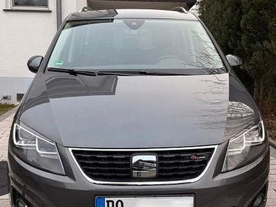 Gebraucht Seat Alhambra FR-Line 150 PS (110 kW) 2022 Grau Van / Kleinbus
