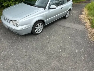 Gebraucht VW Golf Cabriolet 90 PS (66 kW) 2002 Silber Cabrio