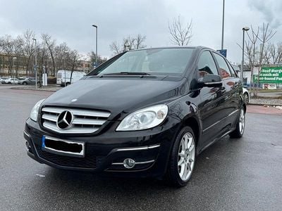 Schwarz Gebraucht 2009 Mercedes 170 Kombi | 3.800 €