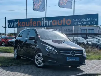 Gebraucht Mercedes B180 122 PS (89 kW) 2017 Schwarz Kleinwagen