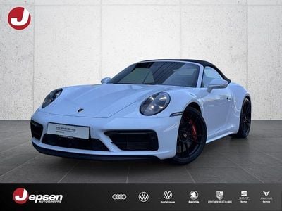 Porsche 911 Carrera 4 GTS