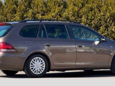 Usata VW Golf VII Match 105 CV (77 kW) 2012 Nero Station wagon