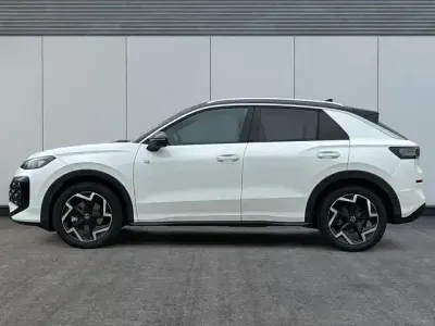 Gebraucht VW T-Roc Cabriolet R-line 150 PS (110 kW) 2026 Weiß SUV
