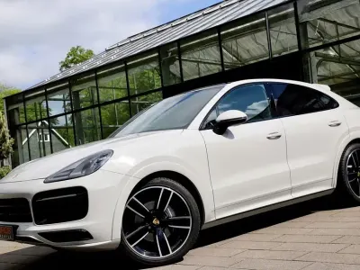 Occasion Porsche Cayenne Coupe Platinum Edition 340 PK (250 kW) 2022 Grijs Coupé