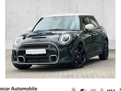 Gebraucht Mini Cooper S Countryman Untamed Edition 178 PS (130 kW) 2022 Grün SUV