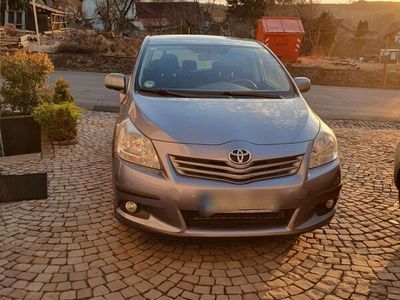 gebraucht Toyota Verso 2.0l D-4D -